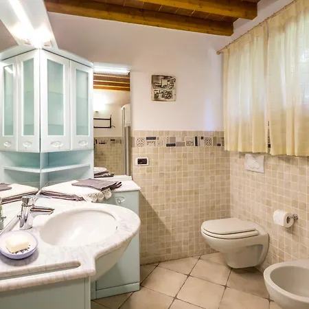 Borgo Dell'uccellaia - Turchese - Giada Villa